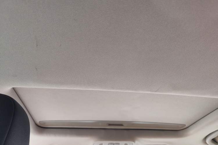 Used Buick GT 2014 XT 1.6L Automatic Fashion Edition Headliner
