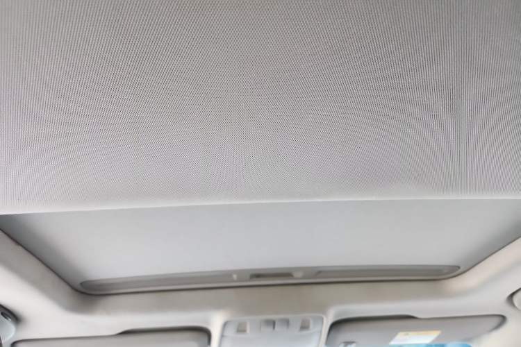 Used Buick GT 2014 XT 1.6L Automatic Fashion Edition Headliner