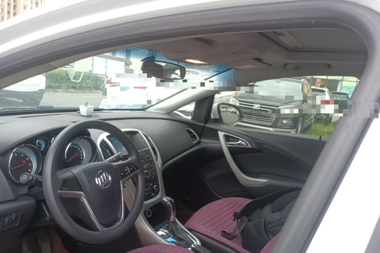 Used Buick GT 2014 XT 1.6L Automatic Fashion Edition Headliner