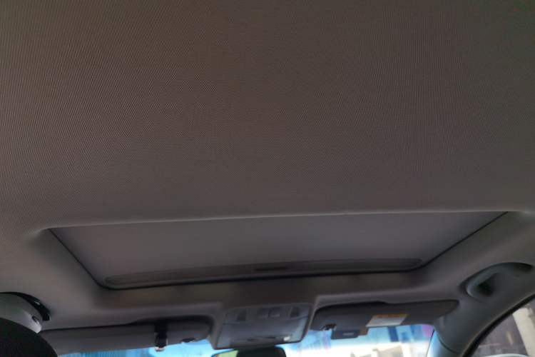 Used Buick GT 2014 XT 1.6L Automatic Fashion Edition Headliner