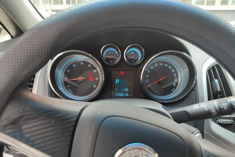 Used Buick GT 2014 XT 1.6L Automatic Fashion Edition Instrument Cluster