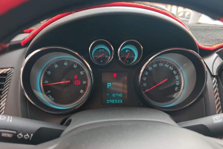 Used Buick GT 2014 XT 1.6L Automatic Fashion Edition Instrument Cluster