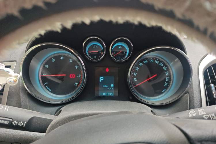 Used Buick GT 2014 XT 1.6L Automatic Fashion Edition Instrument Cluster