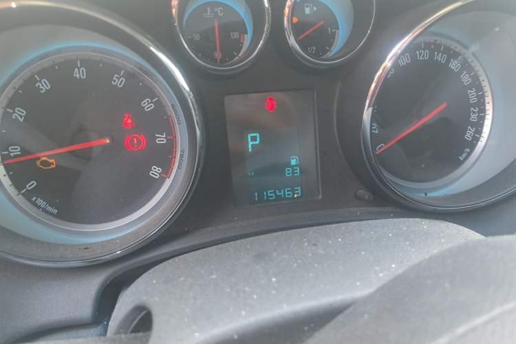 Used Buick GT 2014 XT 1.6L Automatic Fashion Edition Instrument Cluster