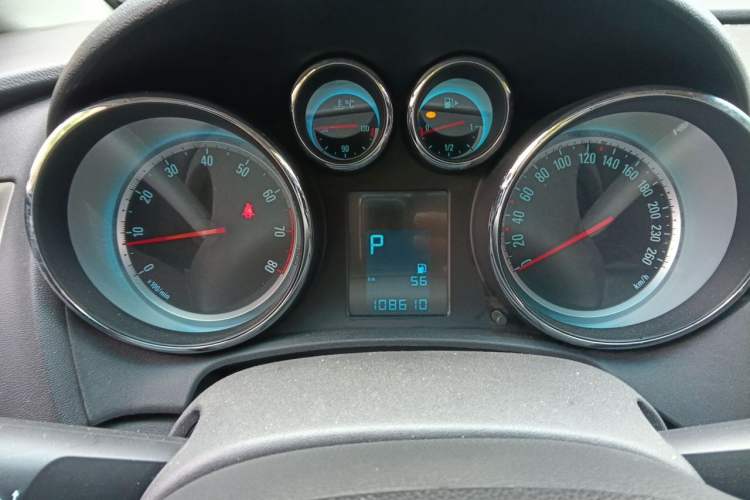 Used Buick GT 2014 XT 1.6L Automatic Fashion Edition Instrument Cluster