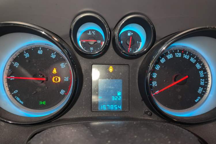 Used Buick GT 2014 XT 1.6L Manual Entry-Level Model Instrument Cluster