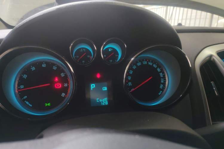 Used Buick GT 2014 XT 1.6L Automatic Fashion Edition Instrument Cluster