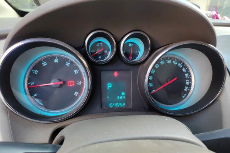 Used Buick GT 2014 XT 1.6L Automatic Comfort Edition Instrument Cluster