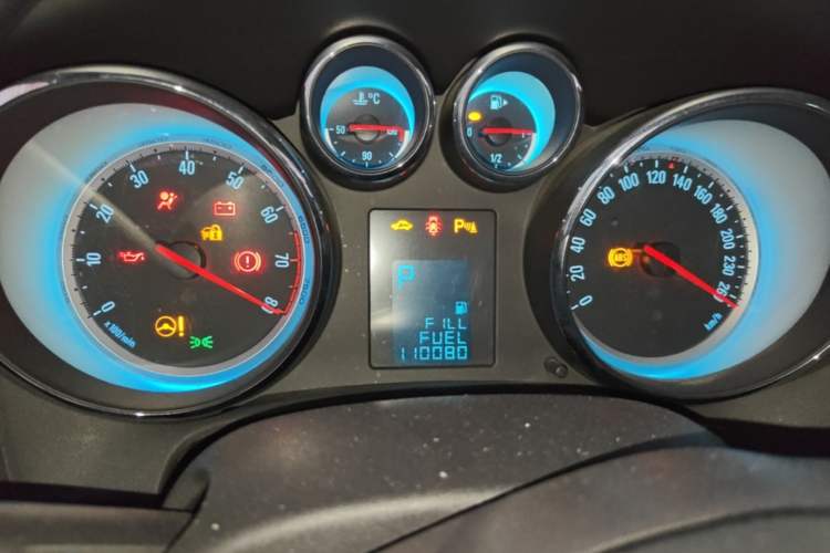 Used Buick GT 2014 XT 1.6L Automatic Fashion Edition Instrument Cluster