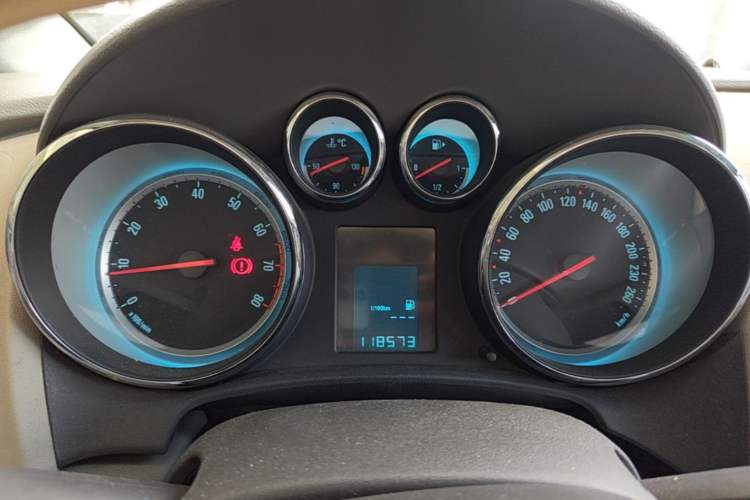Used Buick GT 2014 XT 1.6L Manual Entry-Level Model Instrument Cluster