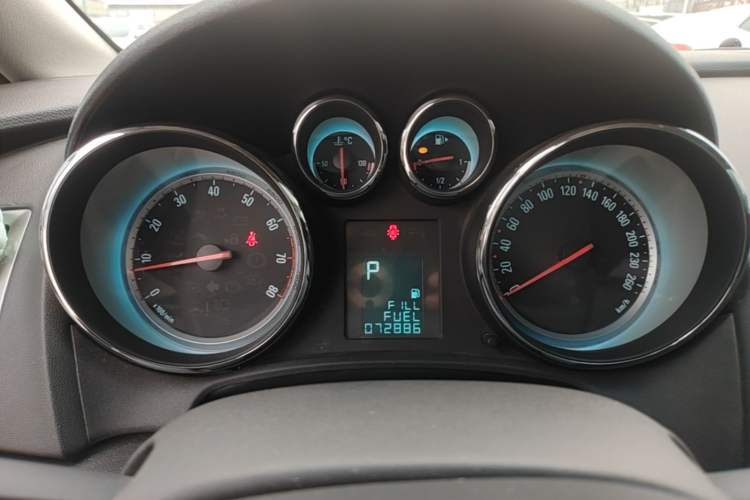 Used Buick GT 2014 XT 1.6L Automatic Fashion Edition Instrument Cluster
