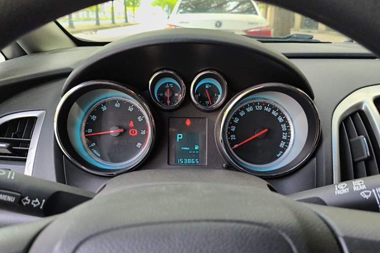 Used Buick GT 2014 XT 1.6T Automatic Fashion Sport Edition Instrument Cluster
