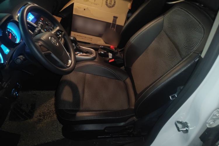 Used Buick GT 2014 XT 1.6L Automatic Fashion Edition Left Front Seat