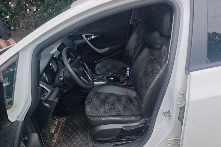 Used Buick GT 2014 XT 1.6L Automatic Fashion Edition Left Front Seat