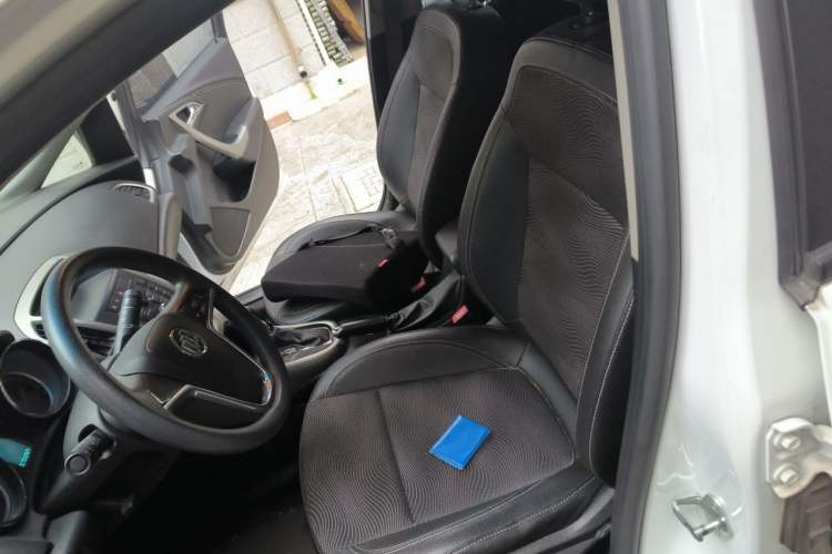 Used Buick GT 2014 XT 1.6L Automatic Fashion Edition Left Front Seat