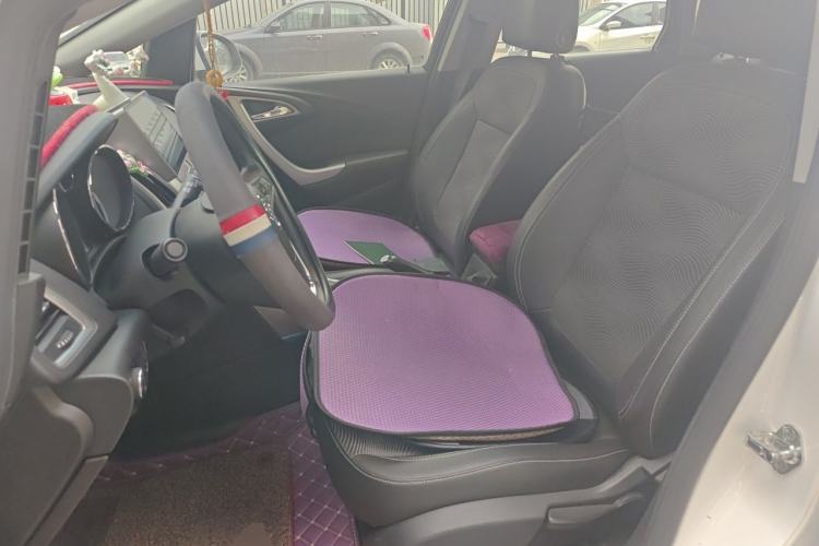 Used Buick GT 2014 XT 1.6L Automatic Fashion Edition Left Front Seat