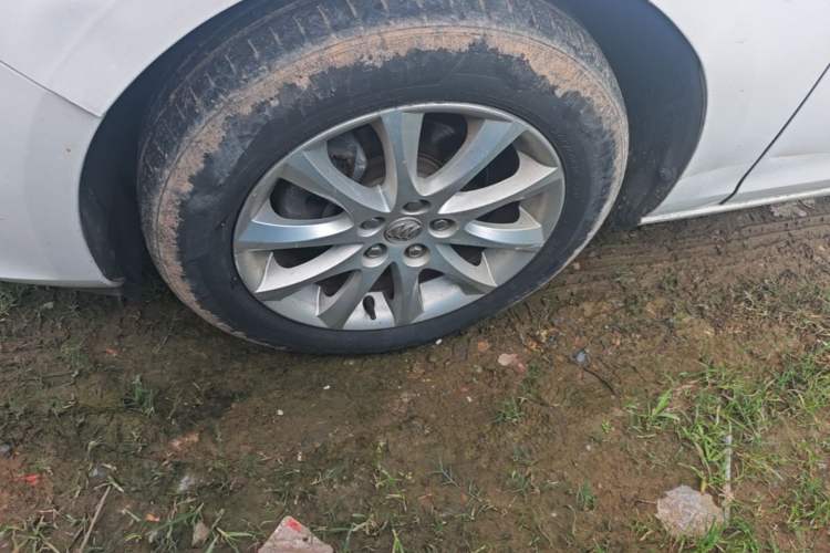 Used Buick GT 2014 XT 1.6L Automatic Fashion Edition Left Front Wheel Hub
