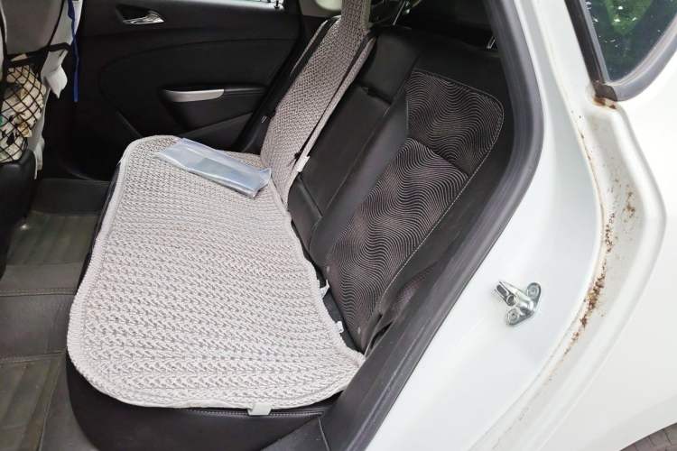 Used Buick GT 2014 XT 1.6L Automatic Fashion Edition Left Rear Seat