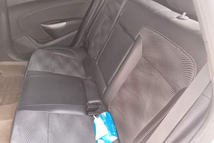 Used Buick GT 2014 XT 1.6L Automatic Fashion Edition Left Rear Seat
