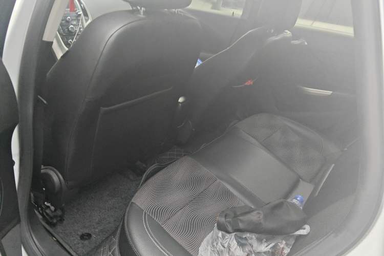 Used Buick GT 2014 XT 1.6L Automatic Fashion Edition Left Rear Seat
