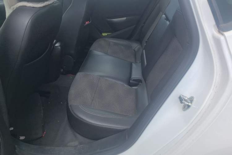 Used Buick GT 2014 XT 1.6L Automatic Fashion Edition Left Rear Seat