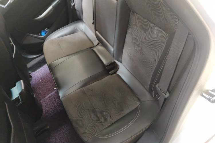 Used Buick GT 2014 XT 1.6L Automatic Fashion Edition Left Rear Seat