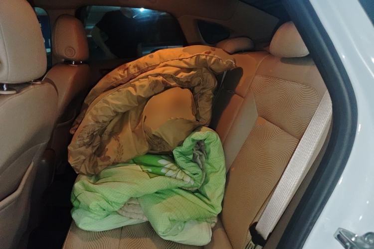 Used Buick GT 2014 XT 1.6L Automatic Fashion Edition Left Rear Seat
