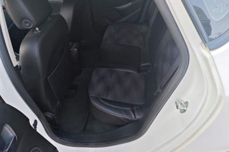 Used Buick GT 2014 XT 1.6L Automatic Fashion Edition Left Rear Seat
