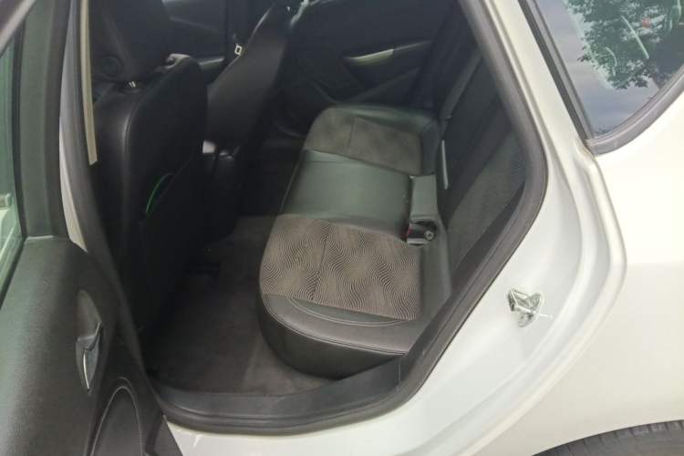Used Buick GT 2014 XT 1.6L Automatic Fashion Edition Left Rear Seat