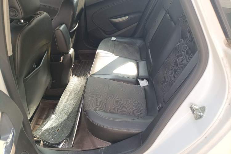 Used Buick GT 2014 XT 1.6L Automatic Fashion Edition Left Rear Seat
