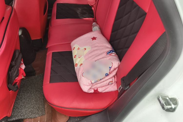 Used Buick GT 2014 XT 1.6L Automatic Fashion Edition Left Rear Seat