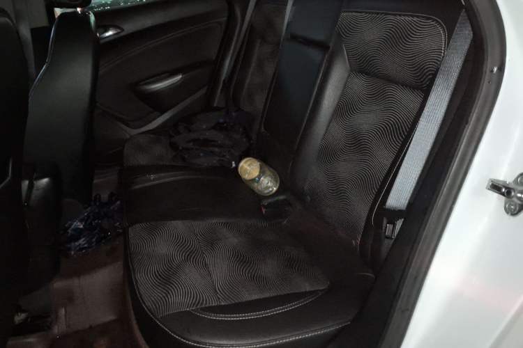 Used Buick GT 2014 XT 1.6L Automatic Fashion Edition Left Rear Seat
