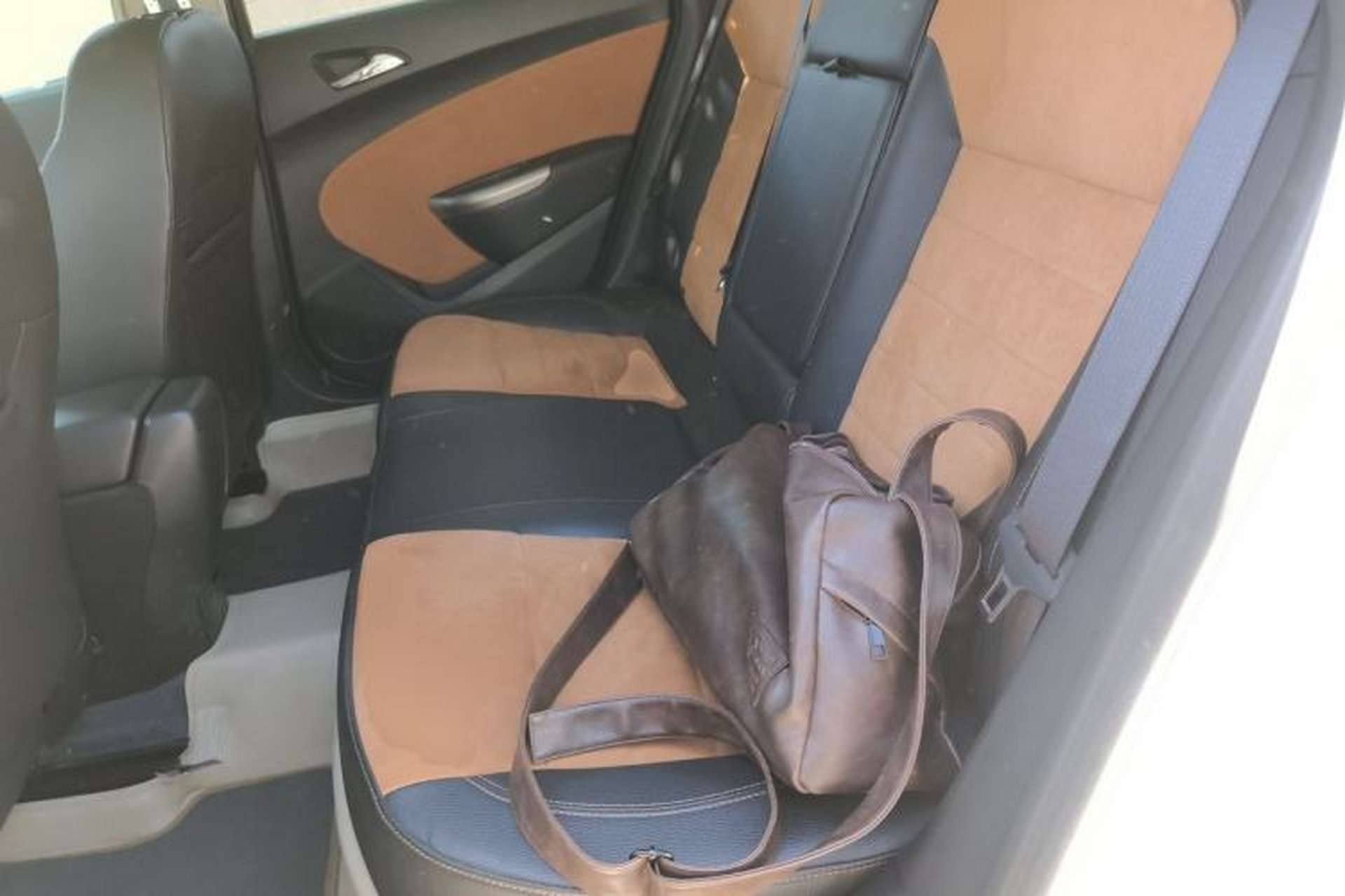 Used Buick GT 2014 XT 1.6L Automatic Fashion Edition Left Rear Seat