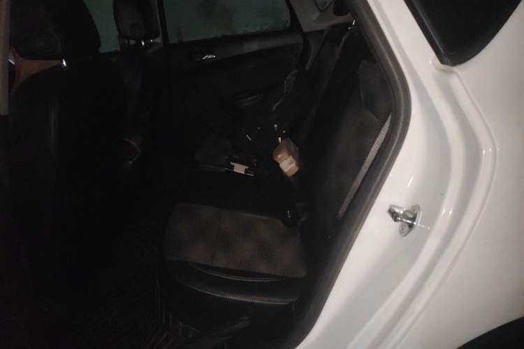 Used Buick GT 2014 XT 1.6L Automatic Fashion Edition Left Rear Seat