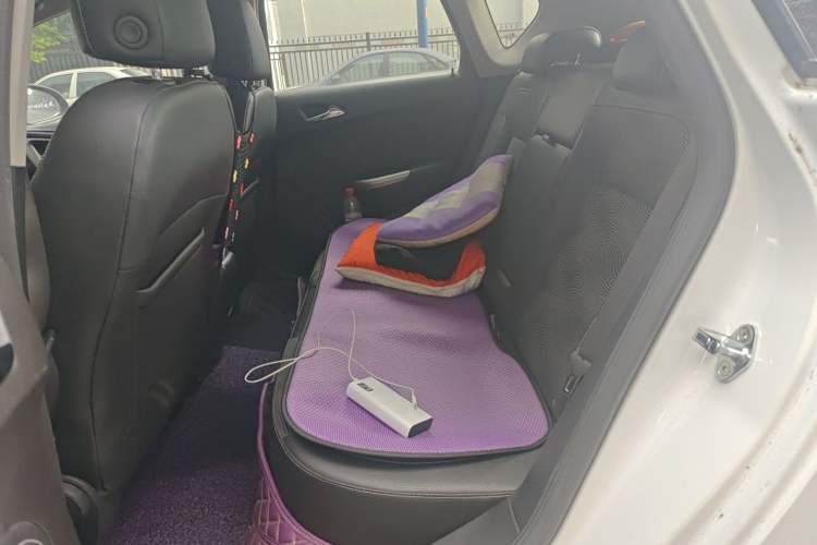 Used Buick GT 2014 XT 1.6L Automatic Fashion Edition Left Rear Seat
