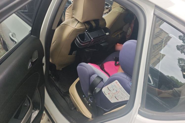 Used Buick GT 2014 XT 1.6L Automatic Fashion Edition Left Rear Seat