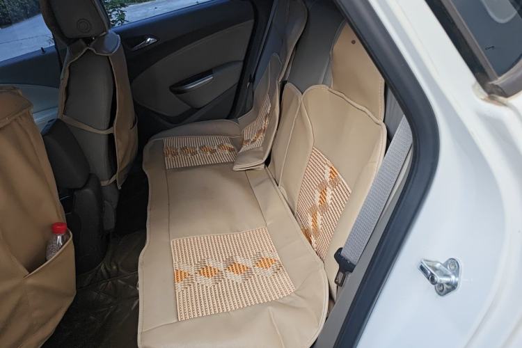 Used Buick GT 2014 XT 1.6L Automatic Comfort Edition Left Rear Seat