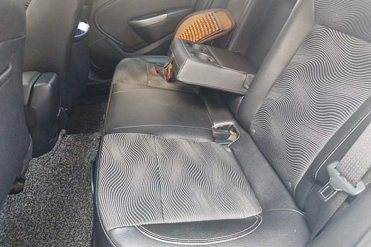 Used Buick GT 2014 XT 1.6L Automatic Fashion Edition Left Rear Seat