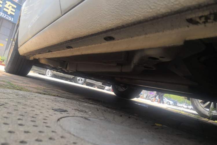 Used Buick GT 2014 XT 1.6L Automatic Fashion Edition Left Side Sill