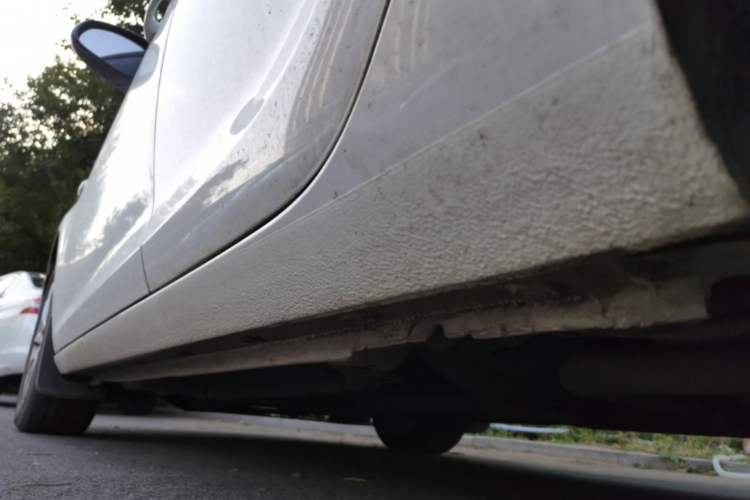 Used Buick GT 2014 XT 1.6L Automatic Fashion Edition Left Side Sill