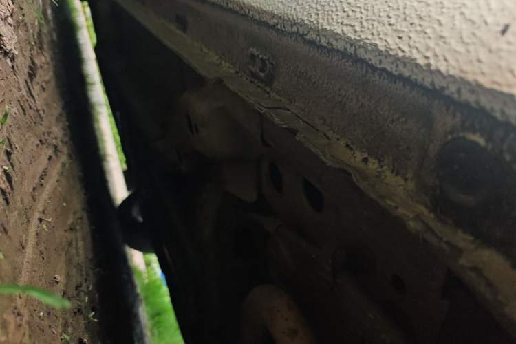 Used Buick GT 2014 XT 1.6L Automatic Fashion Edition Left Side Sill