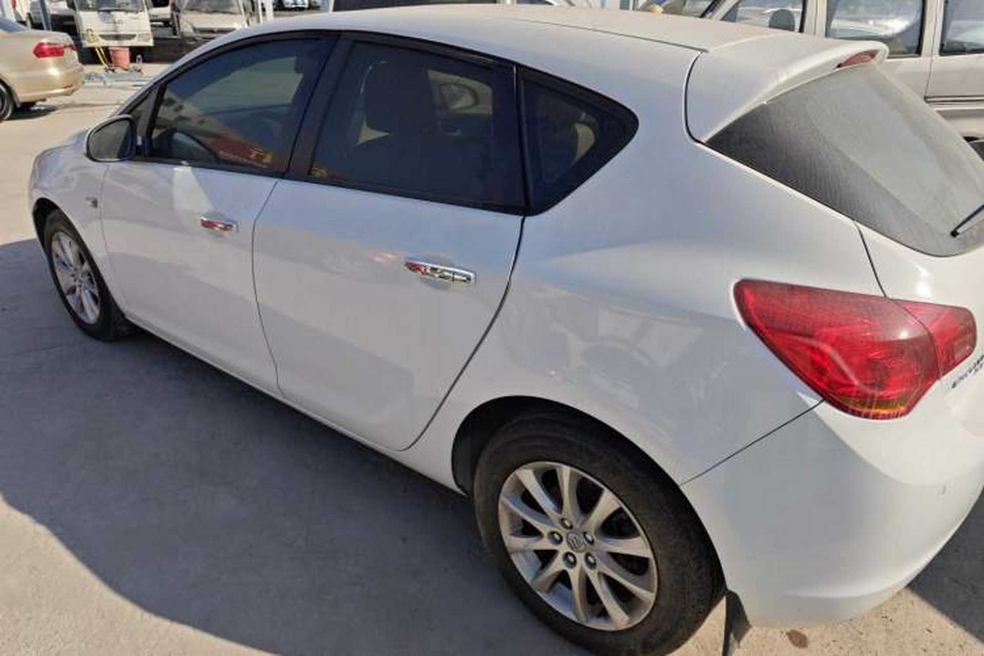 Used Buick GT 2014 XT 1.6L Automatic Fashion Edition Left Side