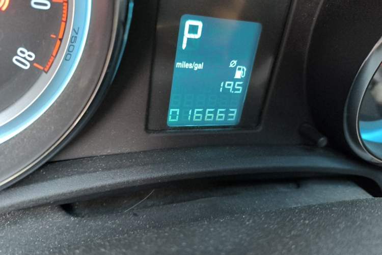 Used Buick GT 2014 XT 1.6T Automatic New Sharp Sport Edition Odometer Close Up