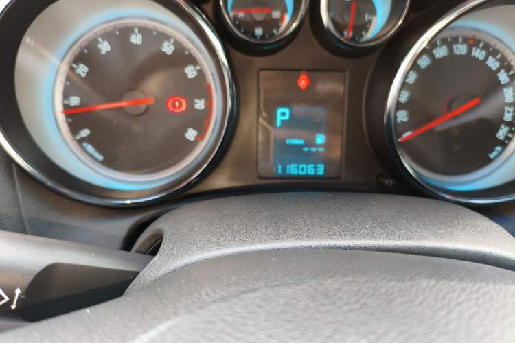 Used Buick GT 2014 XT 1.6L Automatic Fashion Edition Odometer Close Up