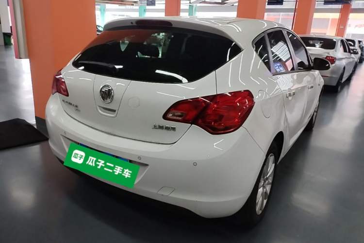 Used Buick GT 2014 XT 1.6L Automatic Fashion Edition Rear Right 45 Deg
