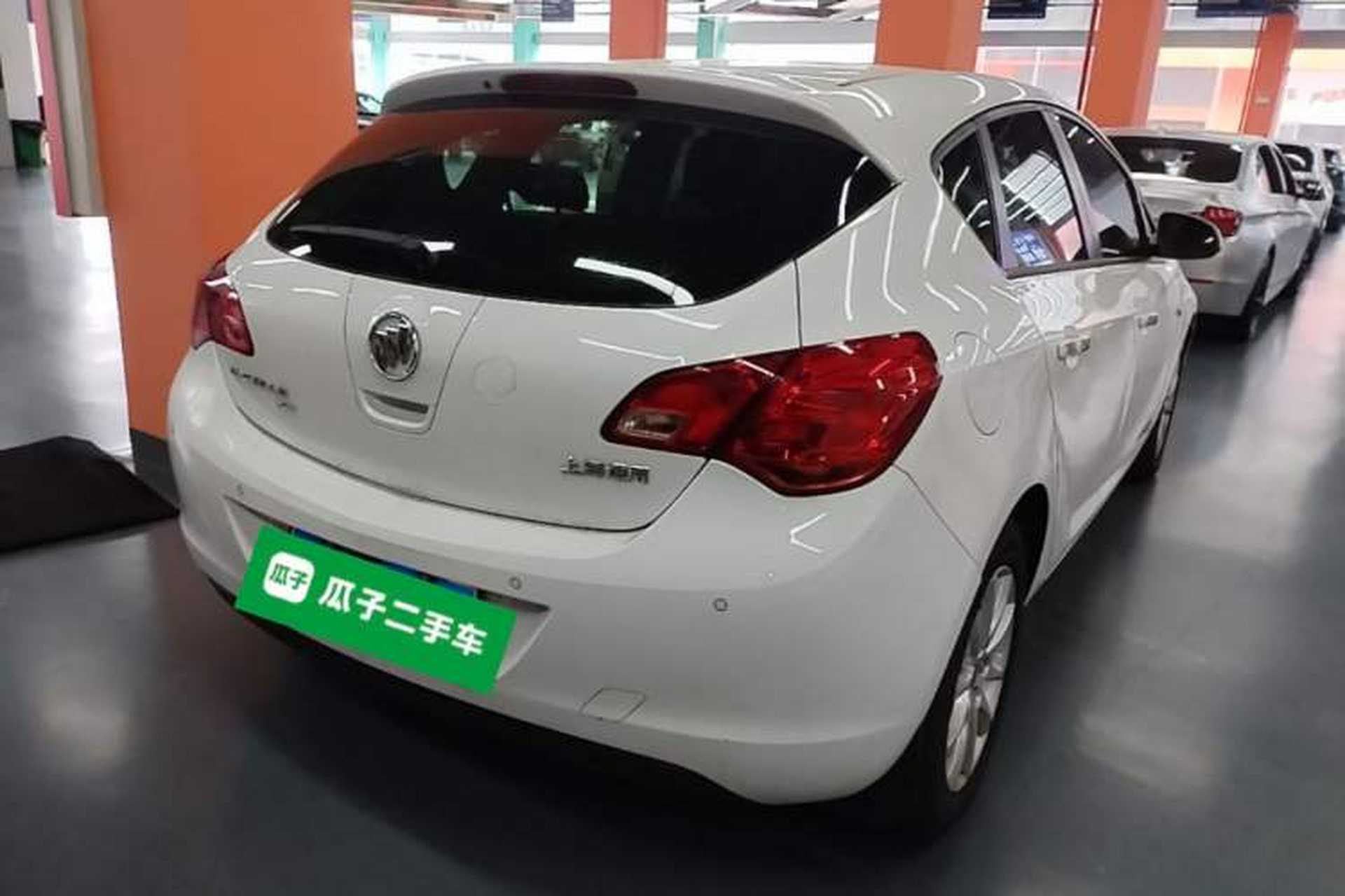 Used Buick GT 2014 XT 1.6L Automatic Fashion Edition Rear Right 45 Deg
