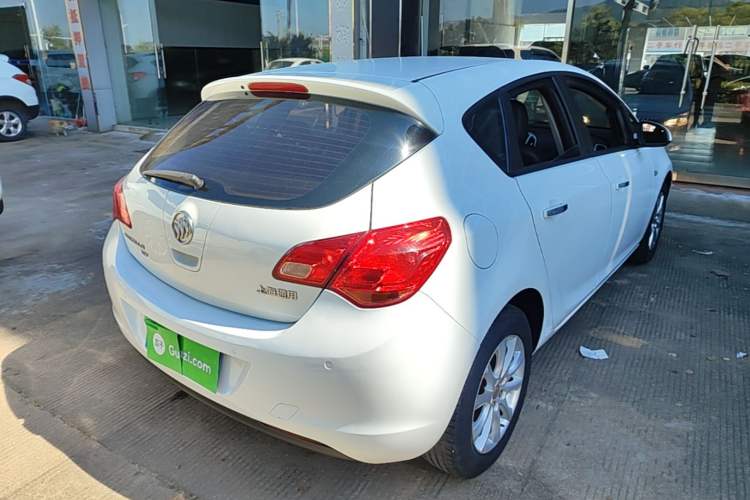 Used Buick GT 2014 XT 1.6L Automatic Fashion Edition Rear Right 45 Deg