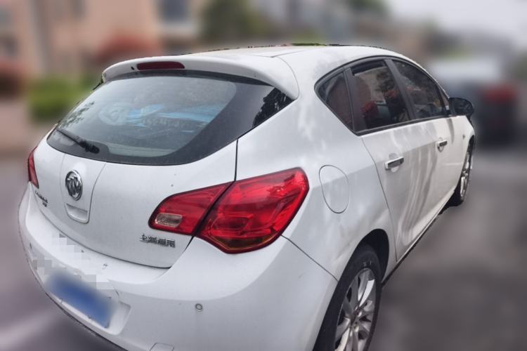 Used Buick GT 2014 XT 1.6L Automatic Fashion Edition Rear Right 45 Deg