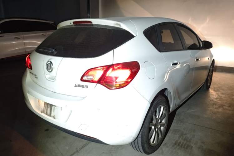 Used Buick GT 2014 XT 1.6L Automatic Fashion Edition Rear Right 45 Deg