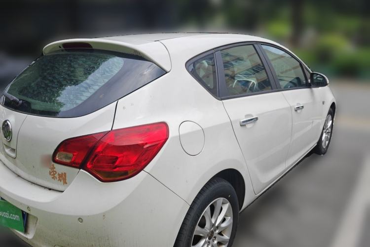 Used Buick GT 2014 XT 1.6L Automatic Fashion Edition Rear Right 45 Deg